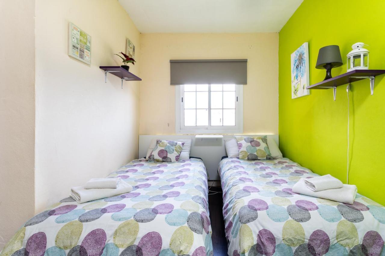 Villa Blanca Tenerife - Private Rooms - Terrace And Bbq, 5 Minutes From The Beach And Airport San Isidro  Eksteriør bilde