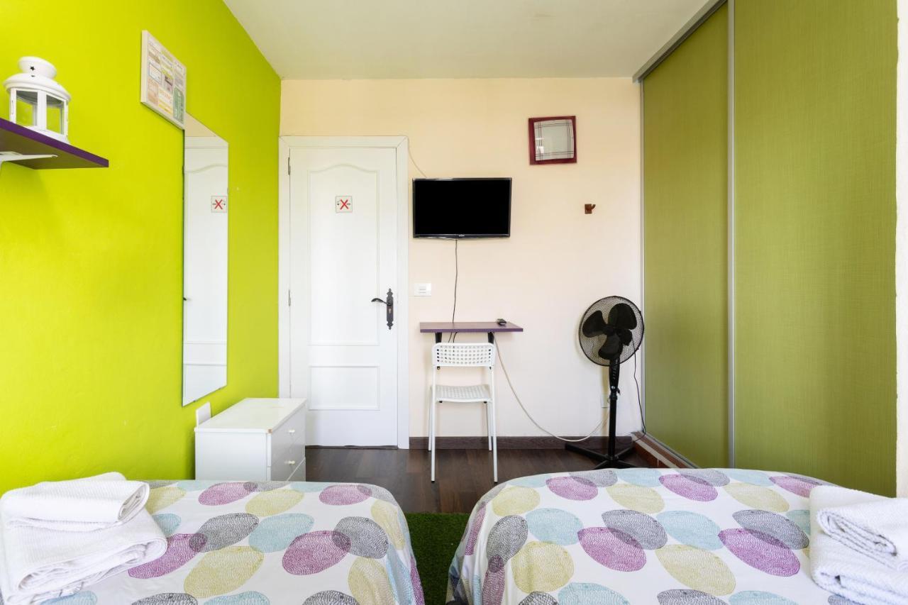 Villa Blanca Tenerife - Private Rooms - Terrace And Bbq, 5 Minutes From The Beach And Airport San Isidro  Eksteriør bilde