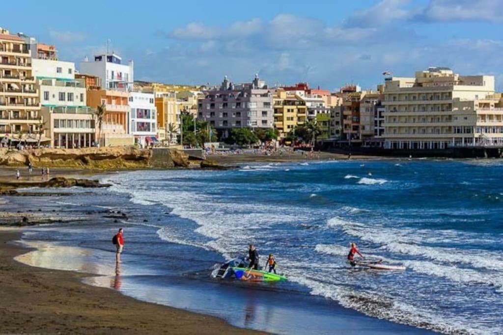 Villa Blanca Tenerife - Private Rooms - Terrace And Bbq, 5 Minutes From The Beach And Airport San Isidro  Eksteriør bilde